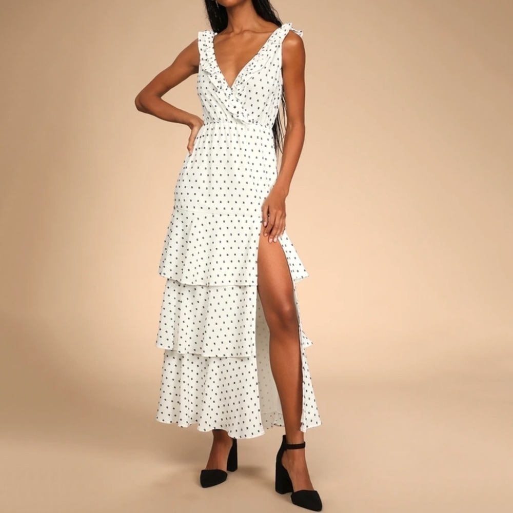 Nwt Lulu’s Truly Classic White Dotted Ruffled Tiered Midi Dress